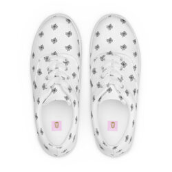 Women’s lace-up canvas shoes
